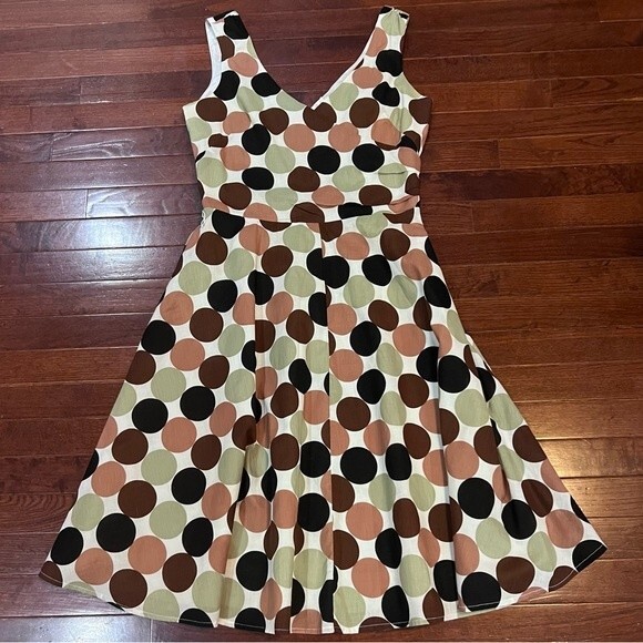 Beautiful sage green tan and brown polka dot cotton dress size 11 - Picture 3 of 8